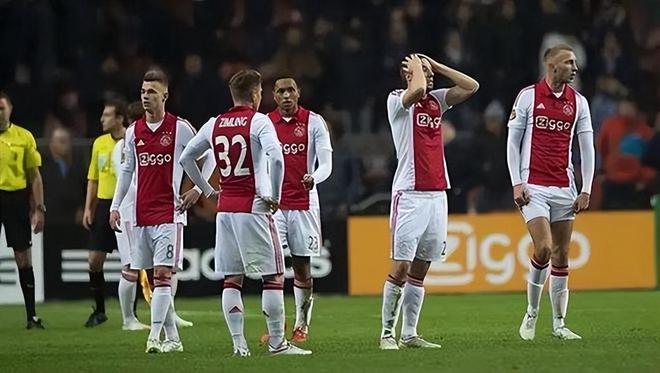 C羅曾要求成為曼聯隊長！要求未遂反倒被逐出球隊！.